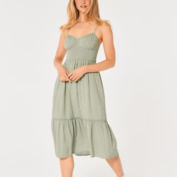 NEW HOLLISTER SMOCKED WAIST SWEETHEART MIDI DRESS Size:XS
